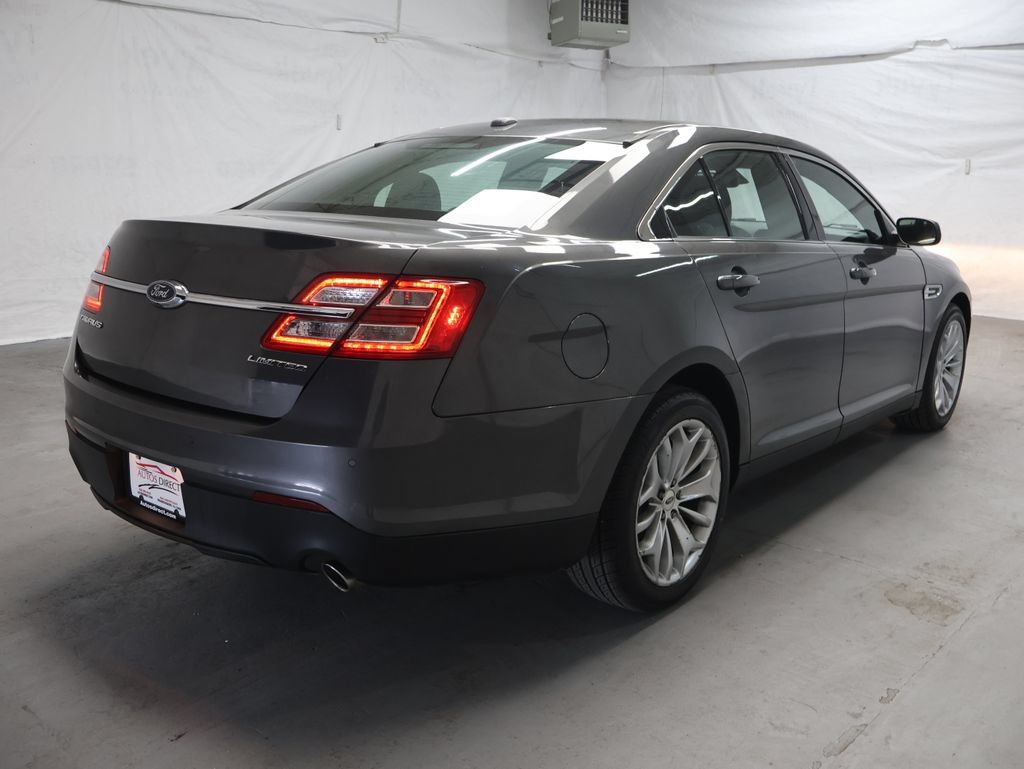 Used 2019 Ford Taurus Limited FWD image 7