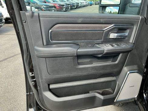 New 2026 RAM 5500 4x4 Crew Cab w/ Laramie Trim Package image 27