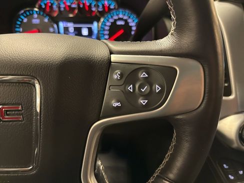 Used 2018 GMC Yukon SLT w/ Open Road Package image 20