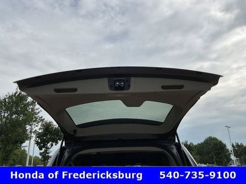 Used 2017 Dodge Grand Caravan SXT FWD image 16