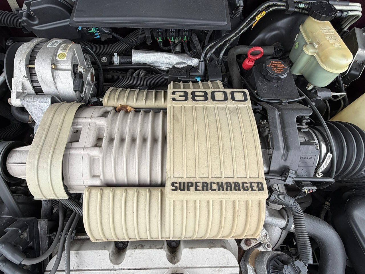 Used 1995 Buick Riviera Supercharged Coupe FWD image 32