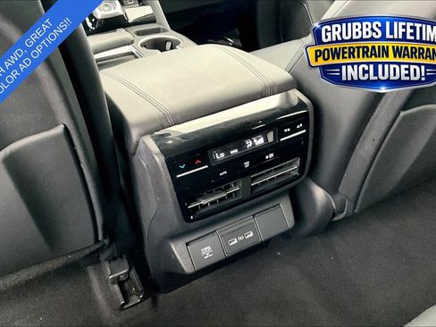 Used 2023 Acura MDX SH-AWD image 31