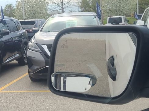 Used 2019 Ford Explorer Sport w/ Equipment Group 401A AWD/4WD image 29