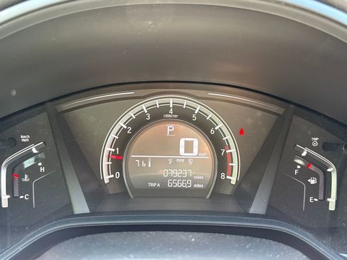 Used 2018 Honda CR-V LX image 20