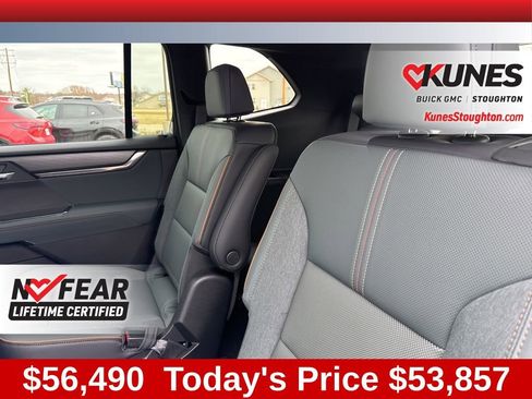 New 2026 GMC Acadia AT4 w/ Luxury Package image 39