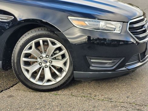 Used 2016 Ford Taurus Limited image 6