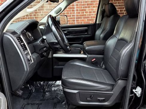 Used 2015 RAM 1500 Sport w/ Black Ram 1500 Sport Group AWD/4WD image 12