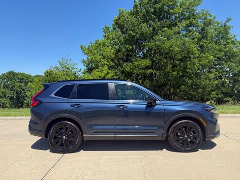 Used 2025 Honda CR-V Sport Touring image 2