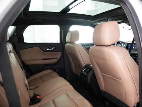 Used 2020 Chevrolet Blazer Premier w/ Driver Confidence II Package FWD image 40