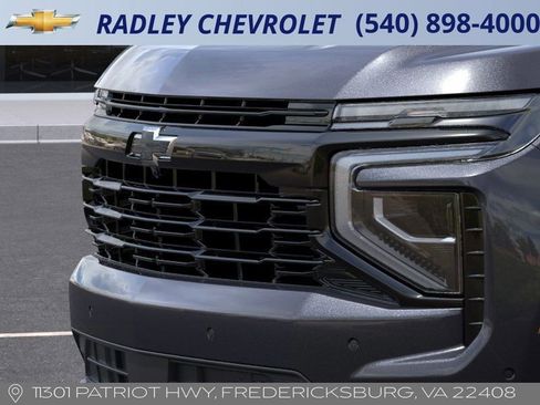 New 2026 Chevrolet Suburban RST image 13