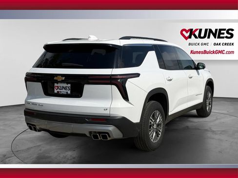 Used 2024 Chevrolet Traverse LT AWD/4WD image 10