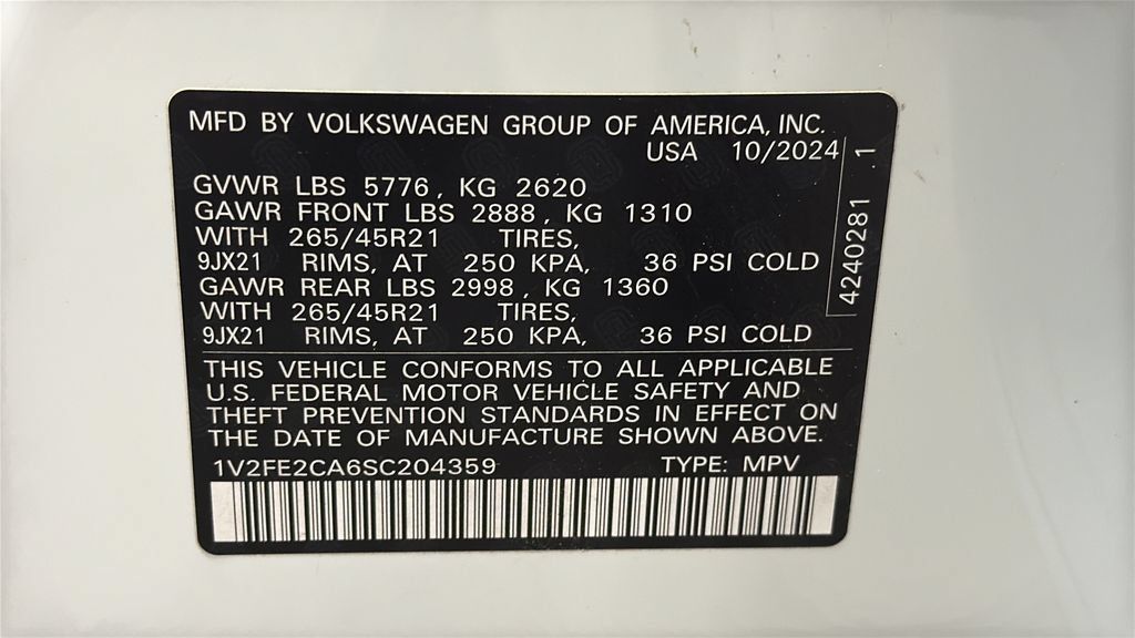 Used 2025 Volkswagen Atlas Cross Sport SEL Premium R-Line AWD/4WD image 28