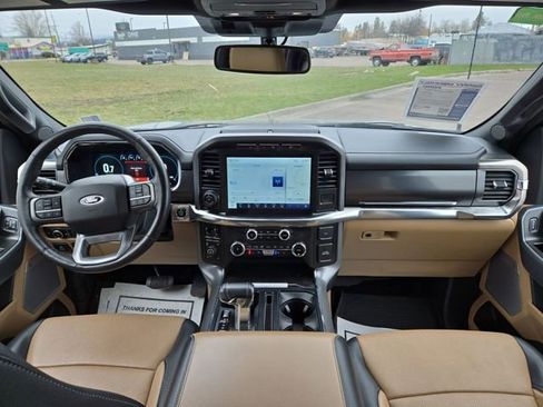 Used 2022 Ford F150 Lariat image 10