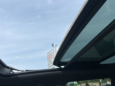 Used 2023 Toyota Tundra Capstone AWD/4WD image 39