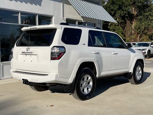Used 2023 Toyota 4Runner SR5 Premium image 31