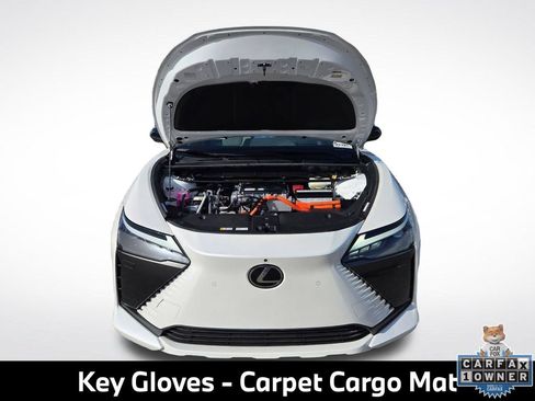 Used 2023 Lexus RZ 450e Premium w/ Technology Package AWD/4WD image 17