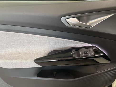 New 2026 Volkswagen ID.4 Pro image 18