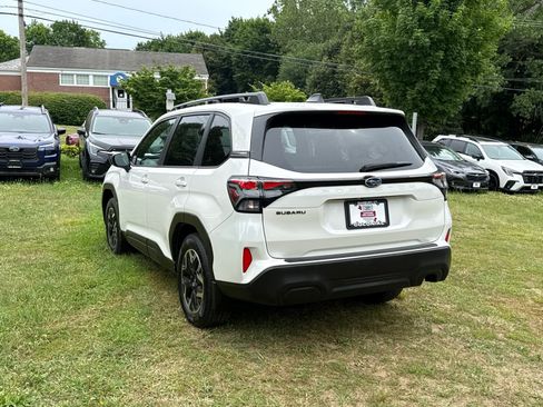 Certified 2025 Subaru Forester Premium AWD/4WD image 3