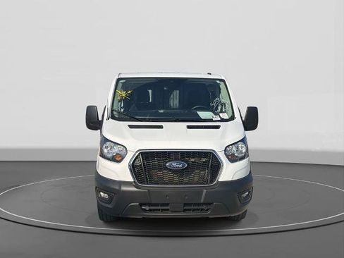 Certified 2025 Ford Transit 250 Low Roof w/ Exterior Upgrade Package RWD image 4