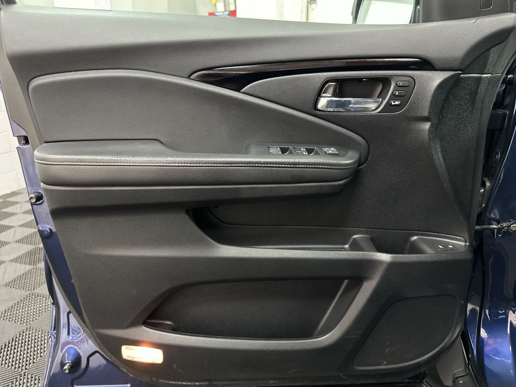 Used 2021 Honda Passport Elite image 18