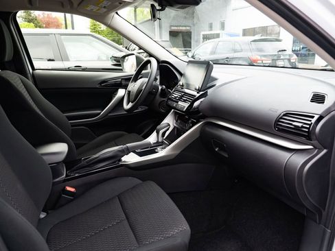 Used 2024 Mitsubishi Eclipse Cross AWD image 25