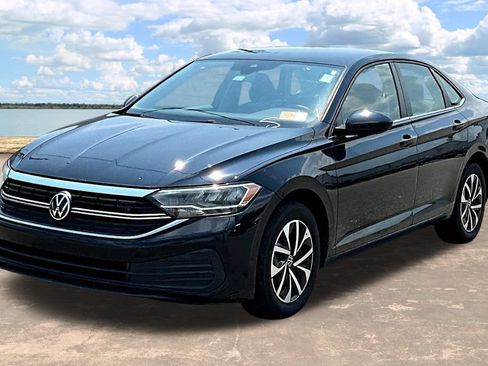 Used 2023 Volkswagen Jetta S FWD image 2