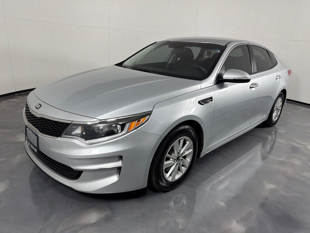 Used 2018 Kia Optima LX FWD image 9