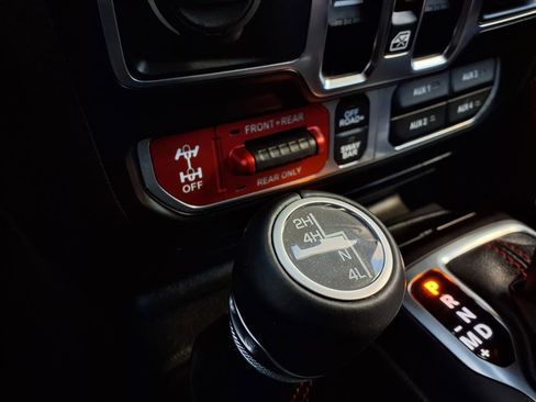 Used 2020 Jeep Gladiator Rubicon image 20