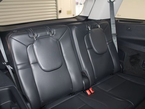 New 2025 Lincoln Aviator 2WD w/ Jet Appearance Package image 30