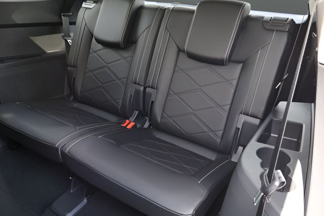 Certified 2026 Volkswagen Atlas SE AWD/4WD image 18