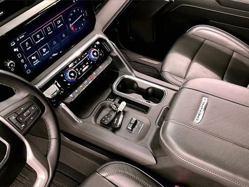 Used 2024 GMC Sierra 2500 Denali w/ Technology Package image 14