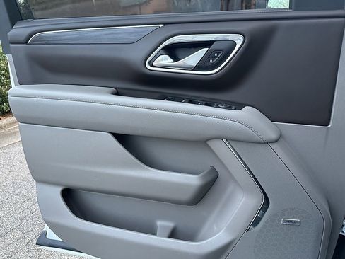 Used 2022 GMC Yukon SLT image 15