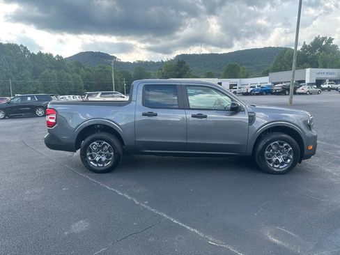 New 2025 Ford Maverick XLT w/ XLT Luxury Package image 4