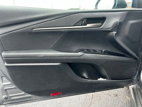 Used 2025 Toyota Camry SE FWD image 7
