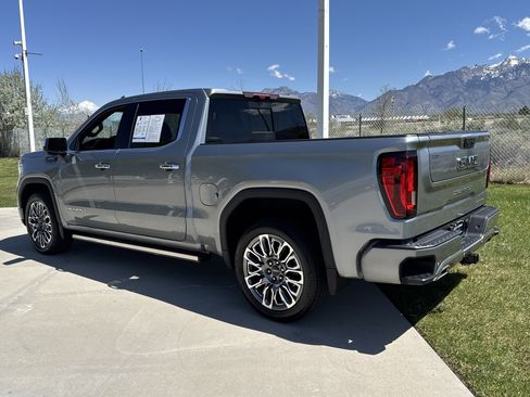 Used 2025 GMC Sierra 1500 Denali Ultimate AWD/4WD image 3