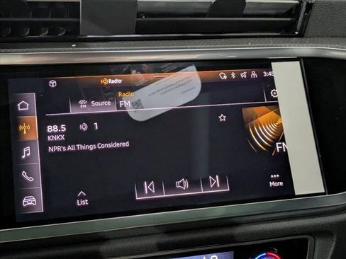 New 2025 Audi Q3 2.0T Premium image 12