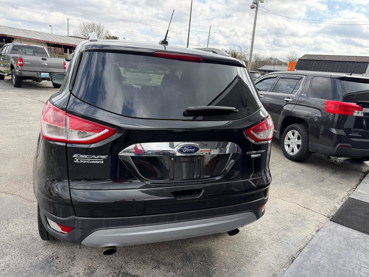 Used 2015 Ford Escape Titanium w/ Equipment Group 301A AWD/4WD image 3