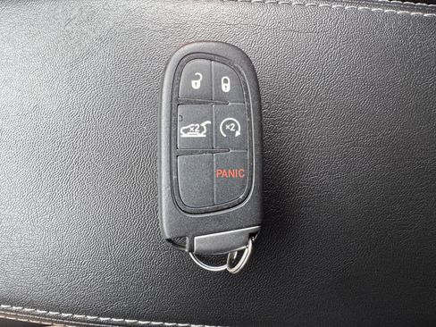 Certified 2022 Jeep Cherokee Limited image 26