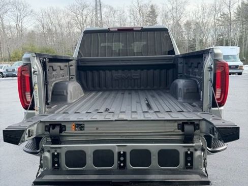 Certified 2023 GMC Sierra 1500 SLT w/ SLT Premium Package image 8