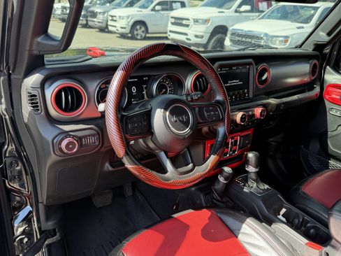 Used 2021 Jeep Wrangler Unlimited Sport w/ Sun And Sound Package AWD/4WD image 11
