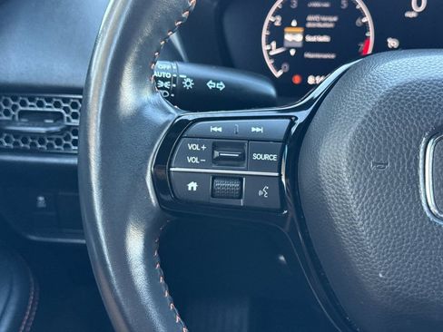 Used 2025 Honda HR-V Sport image 25