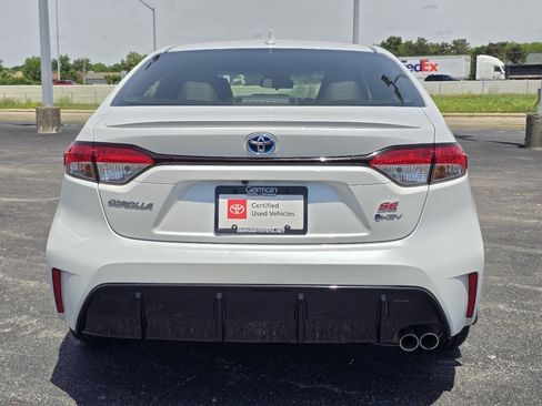 Certified 2025 Toyota Corolla SE FWD image 14