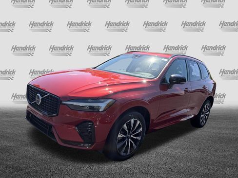 Certified 2024 Volvo XC60 B5 Core w/ Protection Package AWD/4WD image 7
