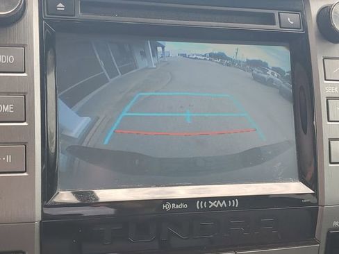 Used 2017 Toyota Tundra SR5 w/ SR5 Upgrade Package AWD/4WD image 15