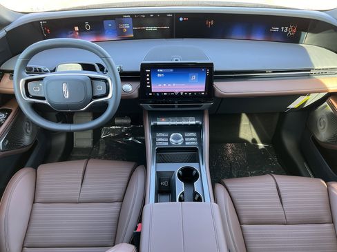 New 2026 Lincoln Nautilus Reserve image 15