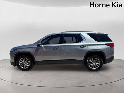 Used 2023 Chevrolet Traverse LT FWD image 6