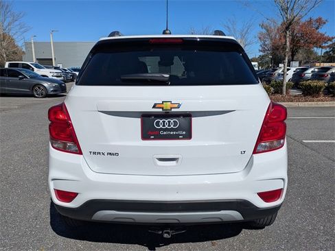Used 2019 Chevrolet Trax LT w/ LT Convenience Package image 7