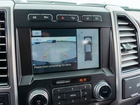 Used 2020 Ford F250 Platinum AWD/4WD image 23