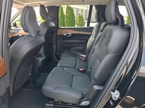Used 2023 Volvo XC90 B6 Plus w/ Protection Package Premier image 10