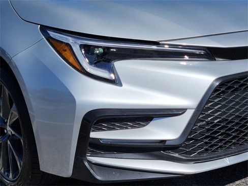 Certified 2025 Toyota Corolla SE image 6